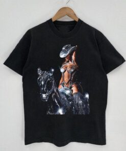 Beyonce Worldwide Singer Graphic T-shirt