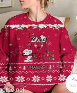 Chicago Bulls White Red Snow Snoopy Dabbing Ugly Christmas Sweater For Fans