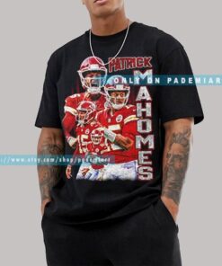 Football Player Patrick Mahomes Vintage T-shirt Best Sports Fans Gifts