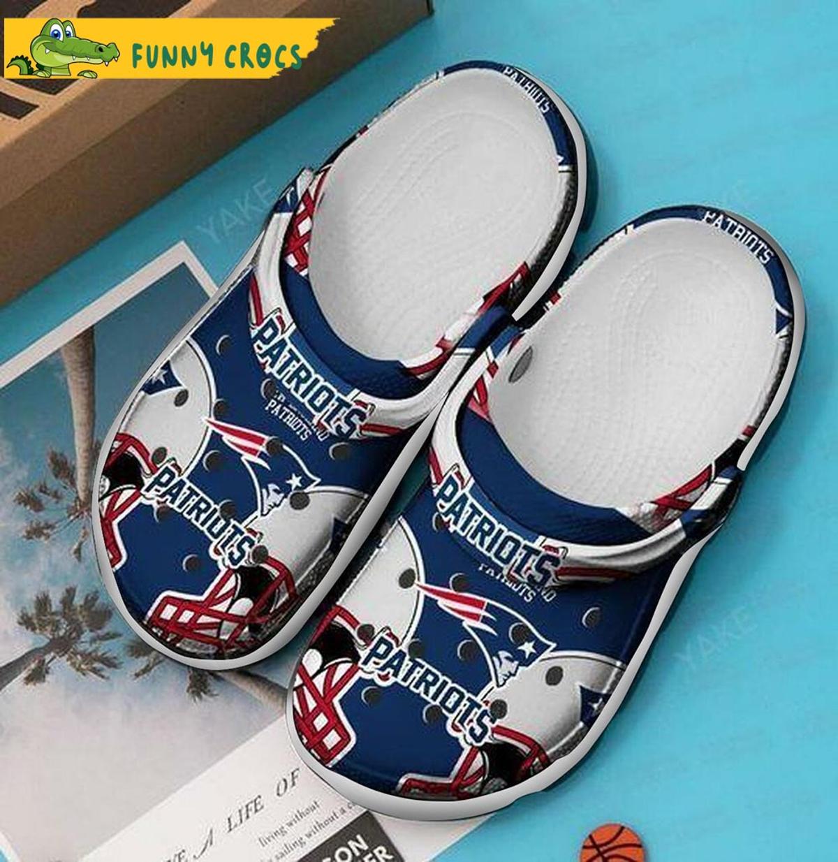 England Patriots Nfl Christmas Crocs Slippers