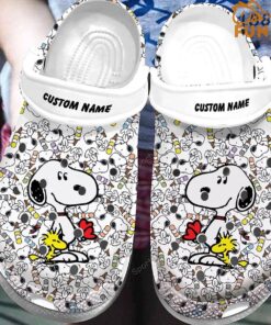 Customized Pattern Snoopy Crocs Shoes