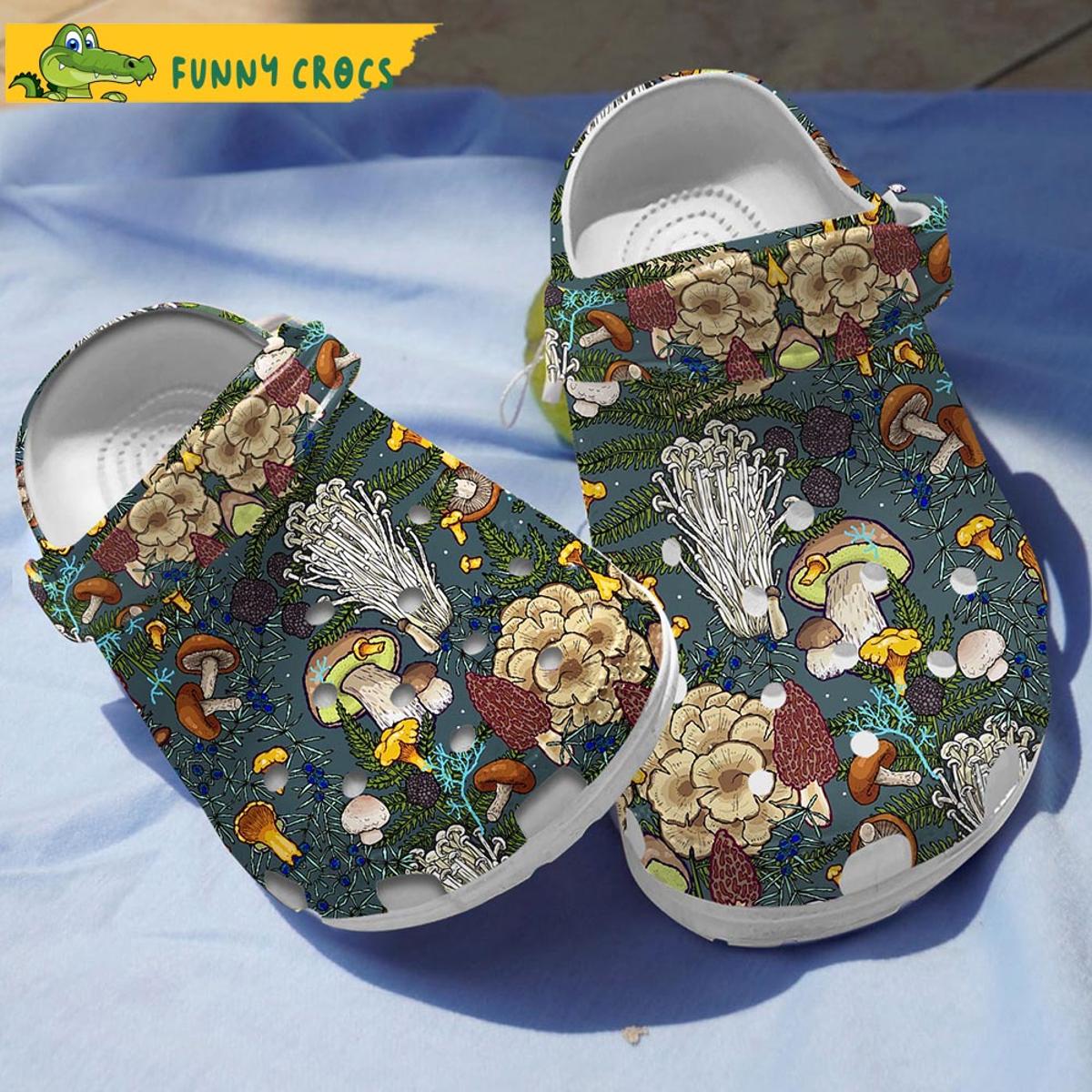 Green Mushroom Pattern Crocs Sandals