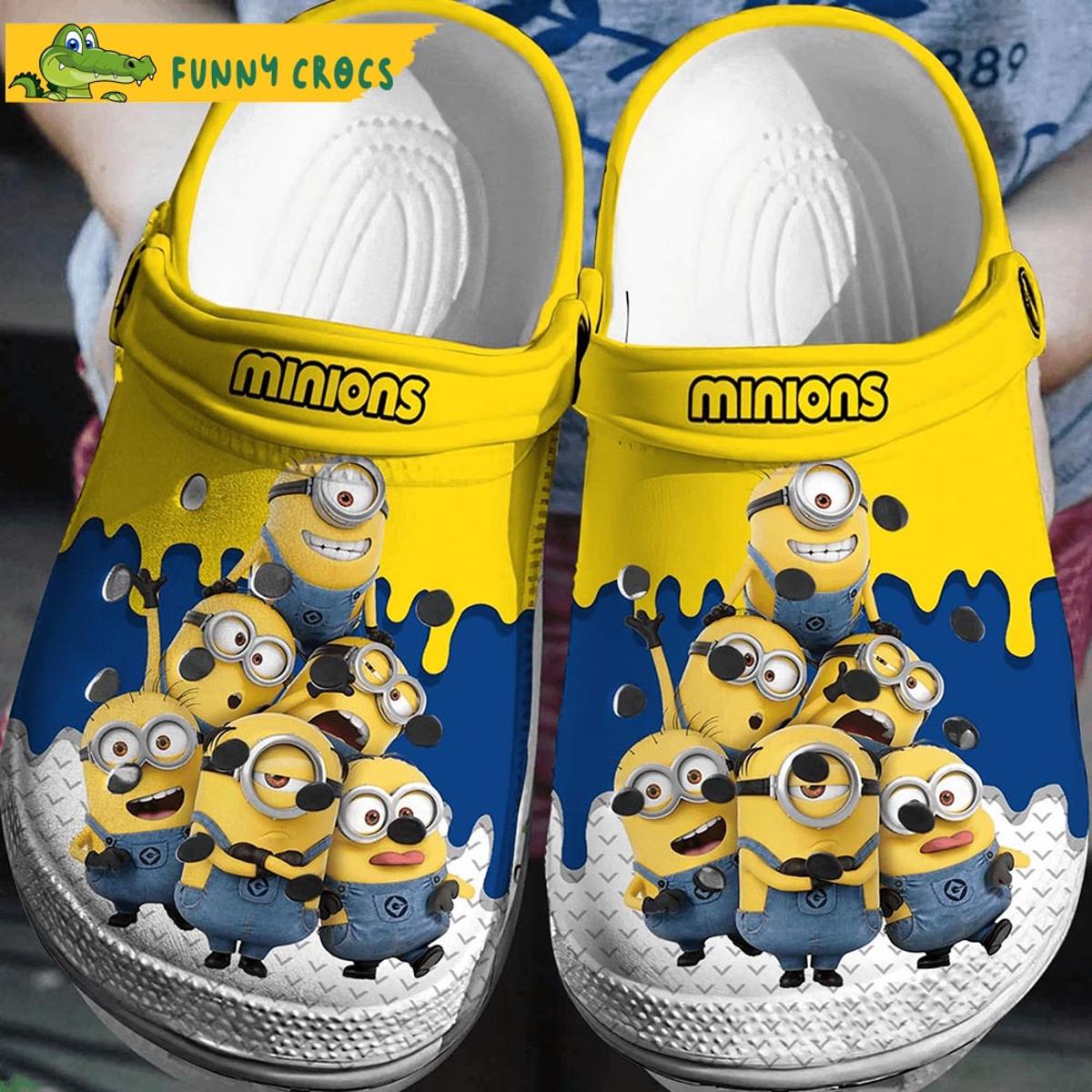 Pattern Mens Minion Crocs Slippers