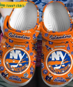 New York Islanders Nhl Crocs Slippers