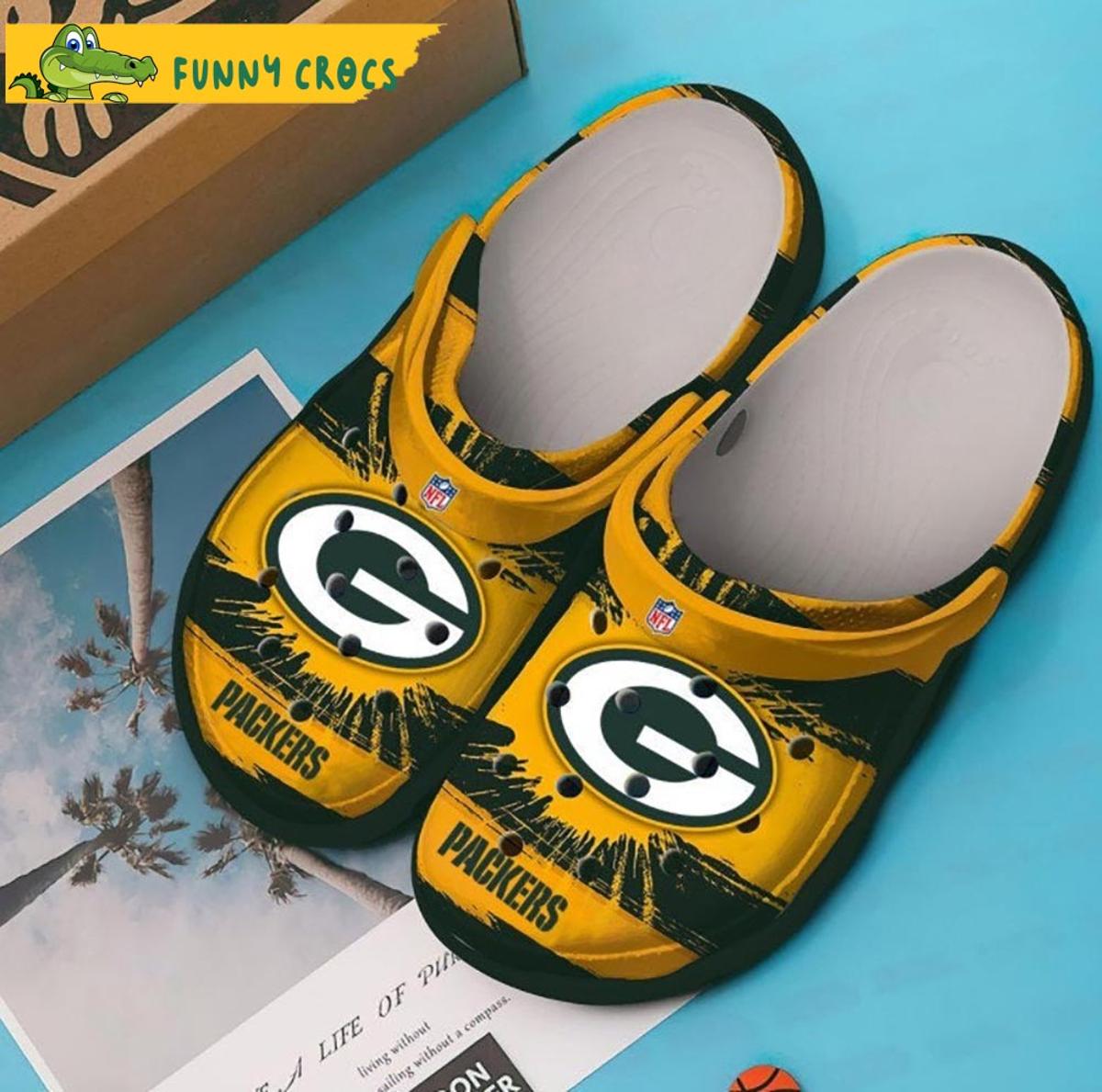 Mickey Mouse Green Bay Packers Crocs Shoes